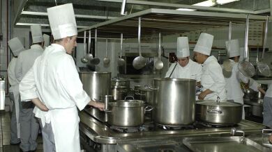 La Comisión Europea propondrá que todos los alumnos hagan prácticas en empresas durante sus estudios obligatorios