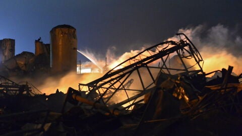 Escombros tras la explosi&oacute;n