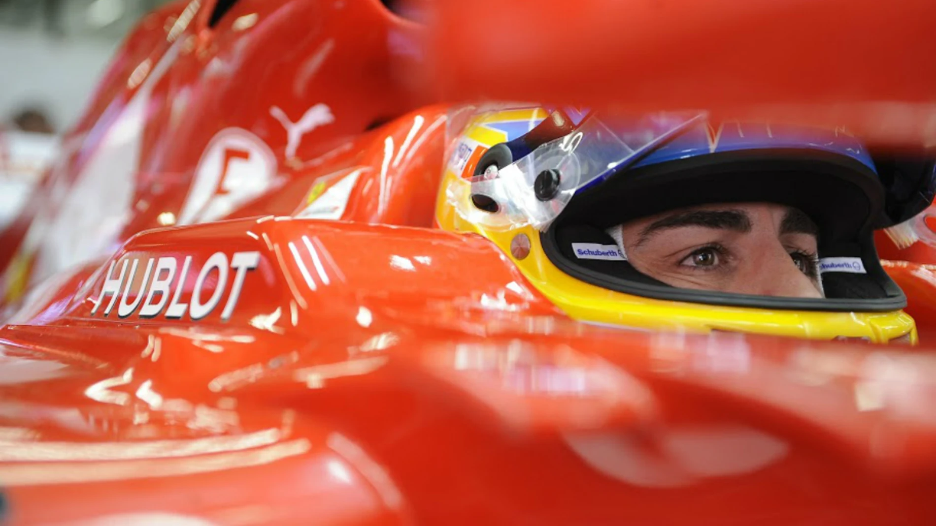 Fernando Alonso en el cockpit
