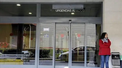 Acceso a urgencias de un hospital de León Acceso a urgencias de un hospital de León