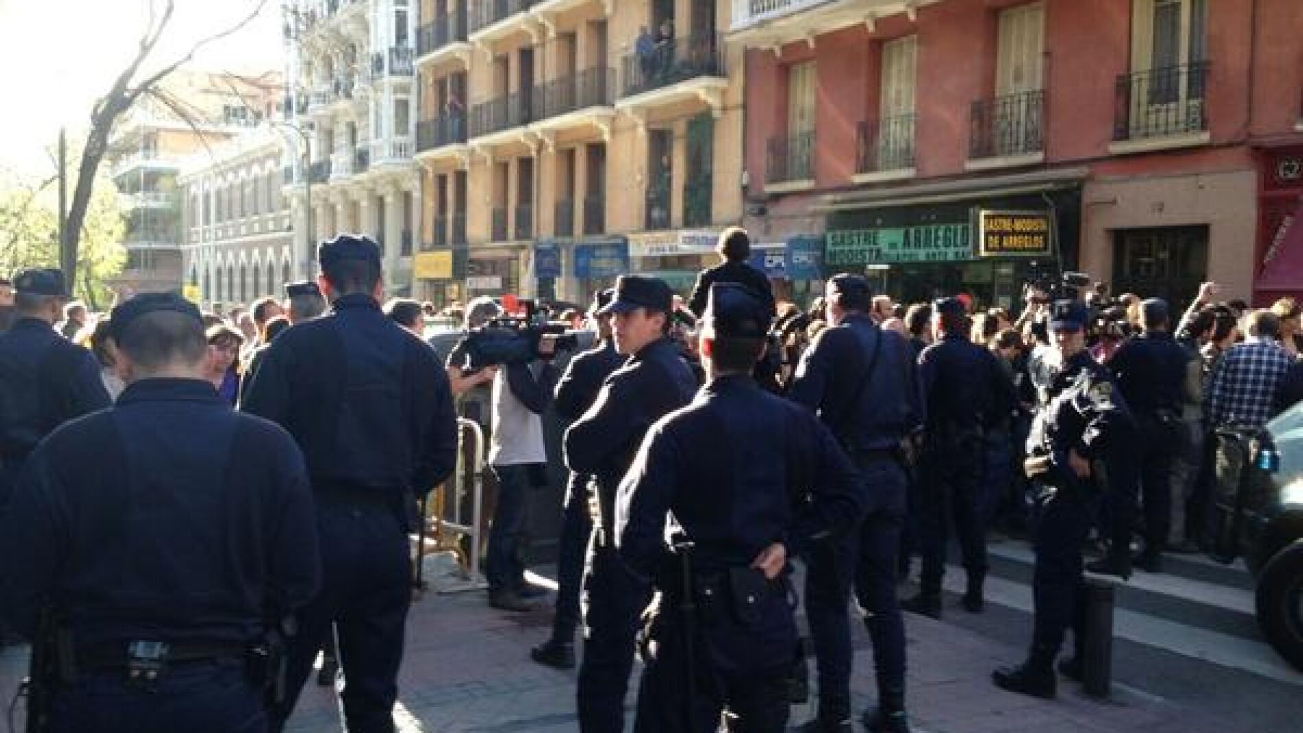 Escrache al ministro Montoro