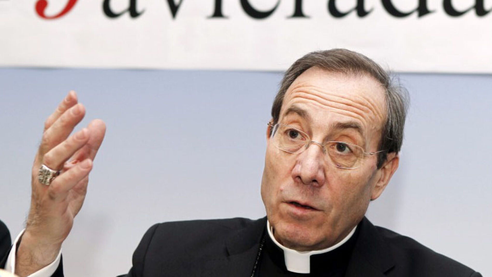 El arzobispo de Pamplona, Francisco P&eacute;rez