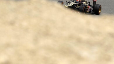 Raikkonen se impone a los Red Bull en los Libres 2 de Baréin con Alonso cuarto