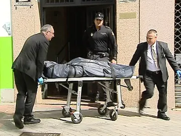 Una mujer muere apuñalada en una pensión Una mujer muere apuñalada en una pensión