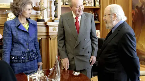 El Rey recibe al último Premio Cervantes El Rey recibe al último Premio Cervantes