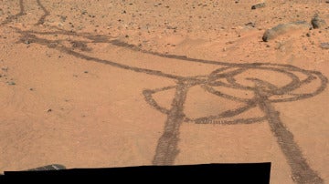 Extraño dibujo del Curiosity en Marte