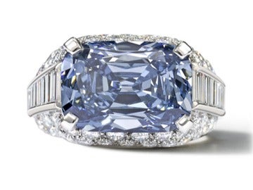 Diamante azul de cinco kilates