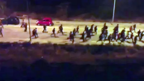 Huida de inmigrantes en Melilla Huida de inmigrantes en Melilla