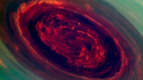 Hurac&aacute;n gigante en Saturno