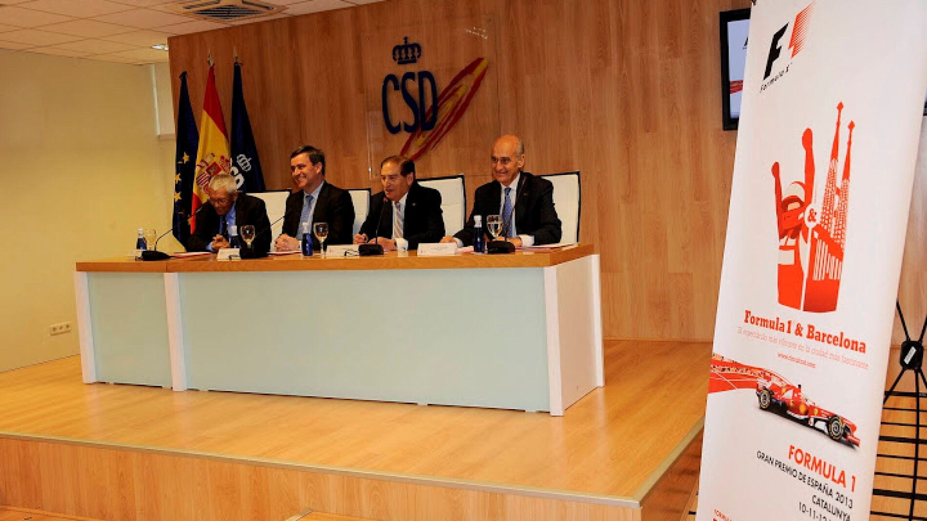 Sebasti&aacute; Salvad&oacute;, (Presidente del RACC), Miguel Cardenal (Presidente del CSD), Carlos Gracia (Presidente de la RFEdA) y Vicen&ccedil; Aguilera (Presidente del Consorcio del Circuit de Catalunya) 