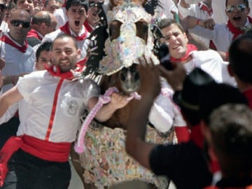 Fiesta de los caballos del vino en Caravaca de la cruz
