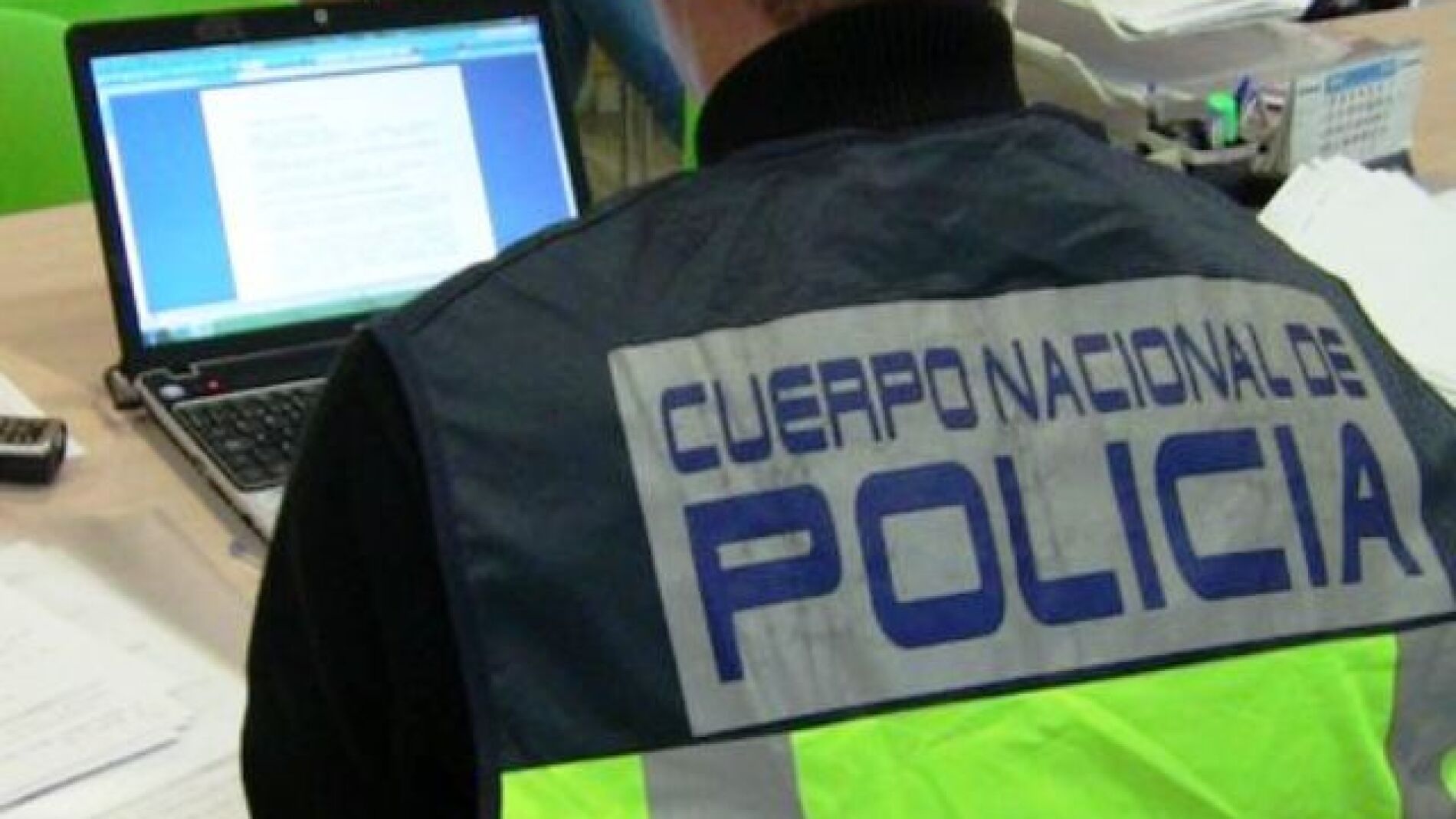 Agente de la Polic&iacute;a Nacional