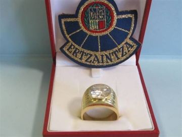 Imágen del anillo robado