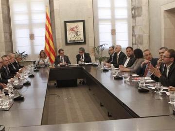 Reunión de los partidos catalanes sobre el derecho a decidir