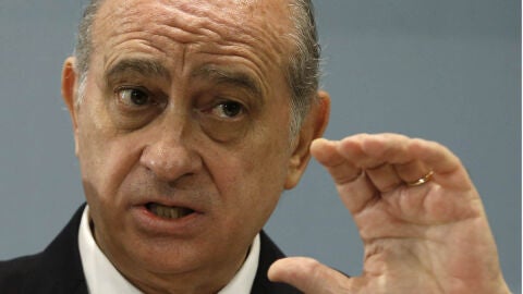 Fern&aacute;ndez D&iacute;az en la rueda de prensa