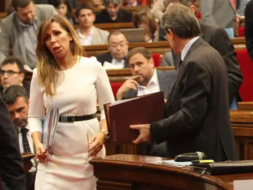 Sánchez Camacho se cruza con Artur Mas Sánchez Camacho se cruza con Artur Mas