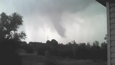 Varios tornados llegan a Texas, EEUU Varios tornados llegan a Texas, EEUU