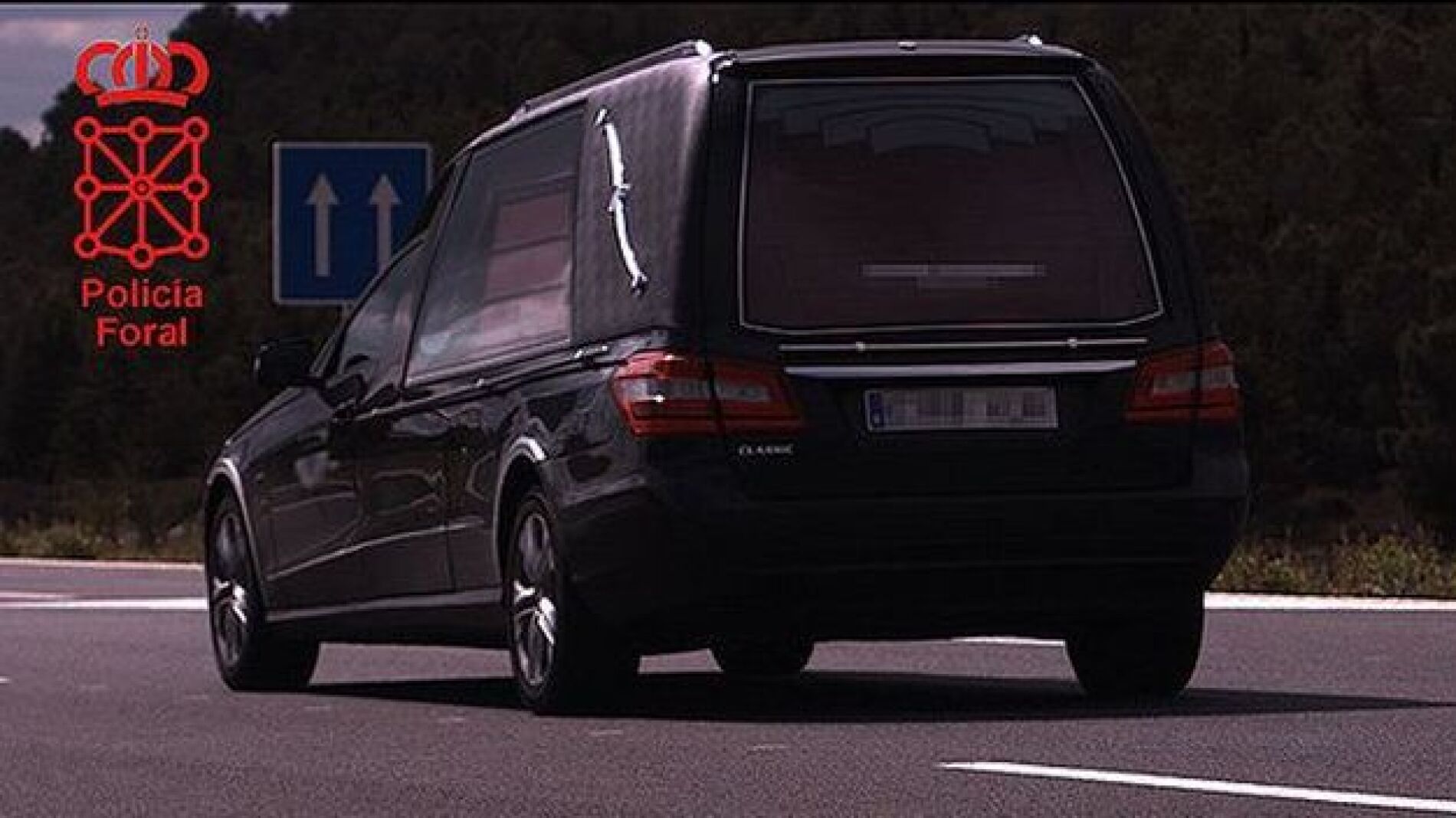 Un coche f&uacute;nebre, cazado a 199 kil&oacute;metros por hora