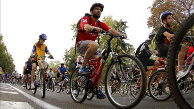 La mitad de muertes de ciclistas se produjo ante la ausencia del casco