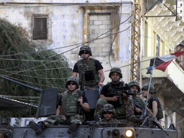 Soldados libaneses en Trípoli