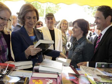 La Reina Sofía inaugura la Feria del Libro de Madrid