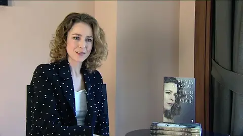 Silvia Abascal, en la presentación de su libro Silvia Abascal, en la presentación de su libro