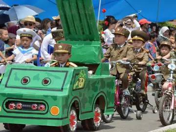 Desfile infantil en Corea del Norte Desfile infantil en Corea del Norte