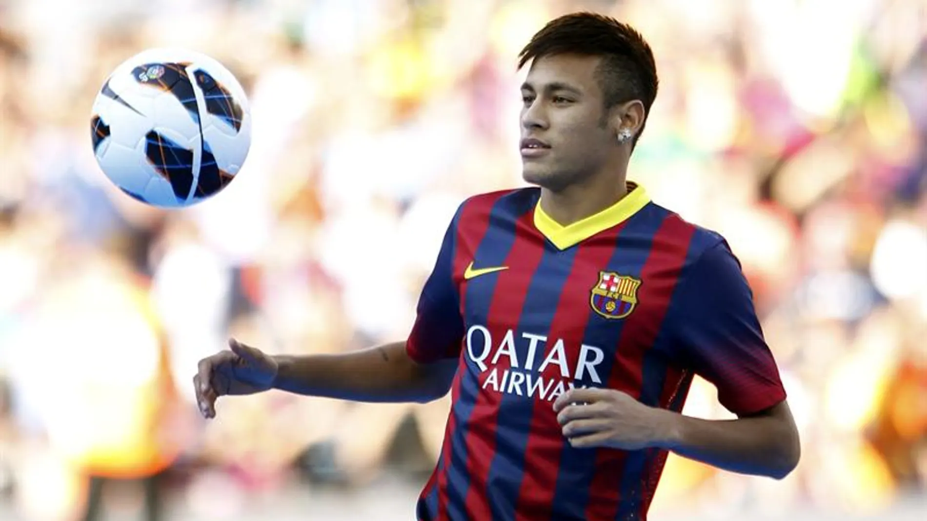 Neymar, presentado en el Camp Nou como nuevo jugador del FC Barcelona Neymar, presentado en el Camp Nou como nuevo jugador del FC Barcelona
