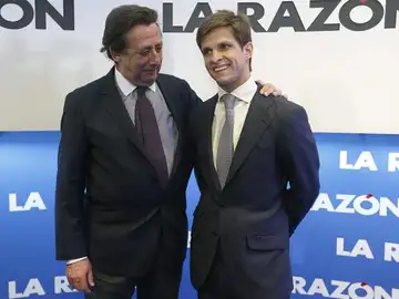 Julián López 'El Juli' junto al escritor Alfonso Ussía Julián López 'El Juli' junto al escritor Alfonso Ussía