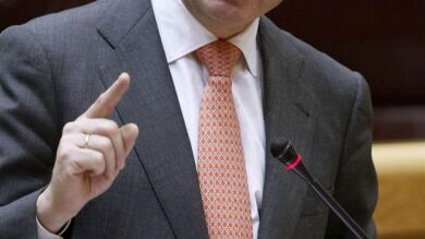 De Guindos anuncia una nueva partida de 100 millones de euros para I+D+i