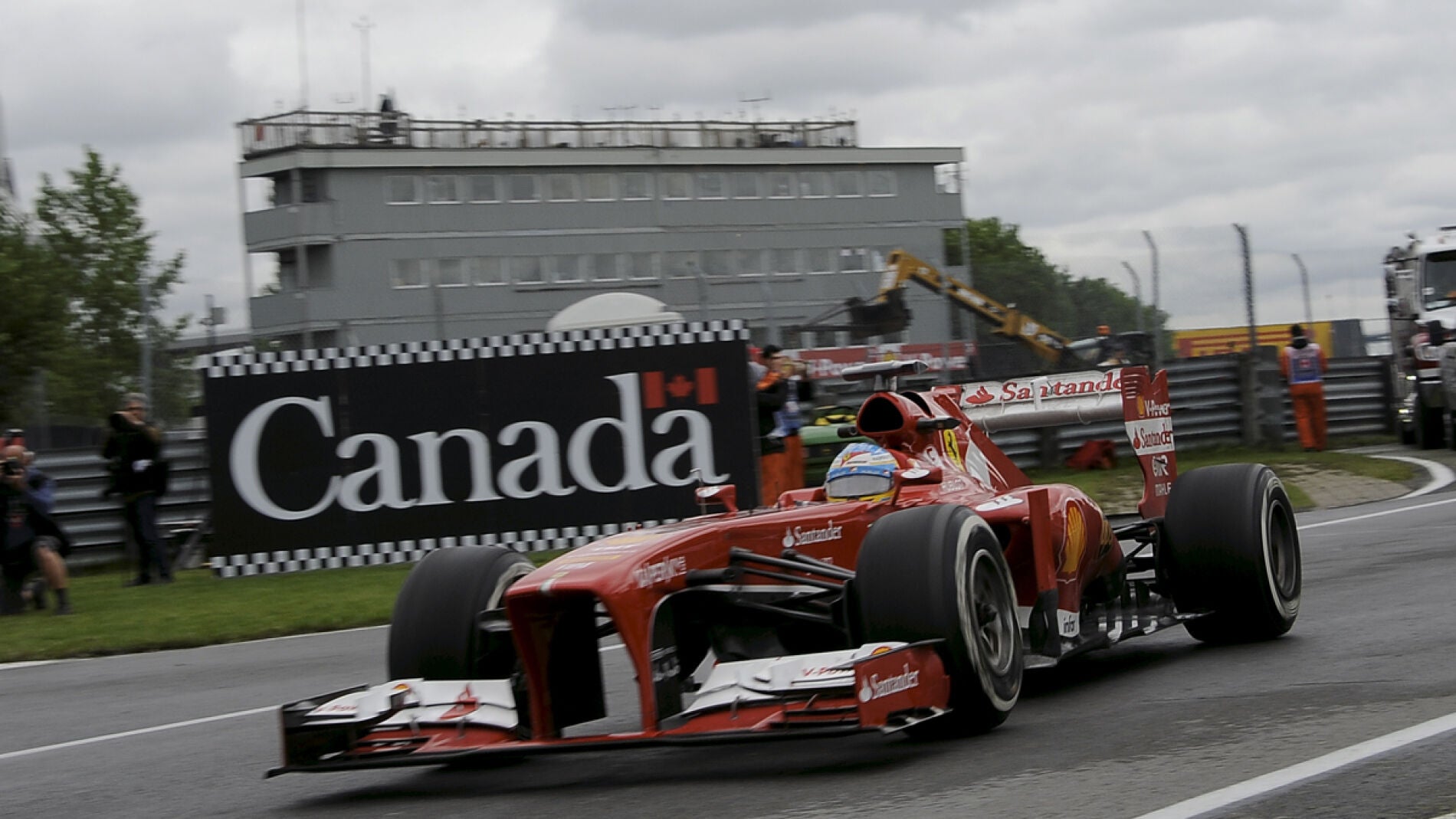 El Ferrari de Alonso, en Montreal