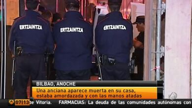 Hallan el cadáver de una anciana atada y amordazada en su casa en Bilbao