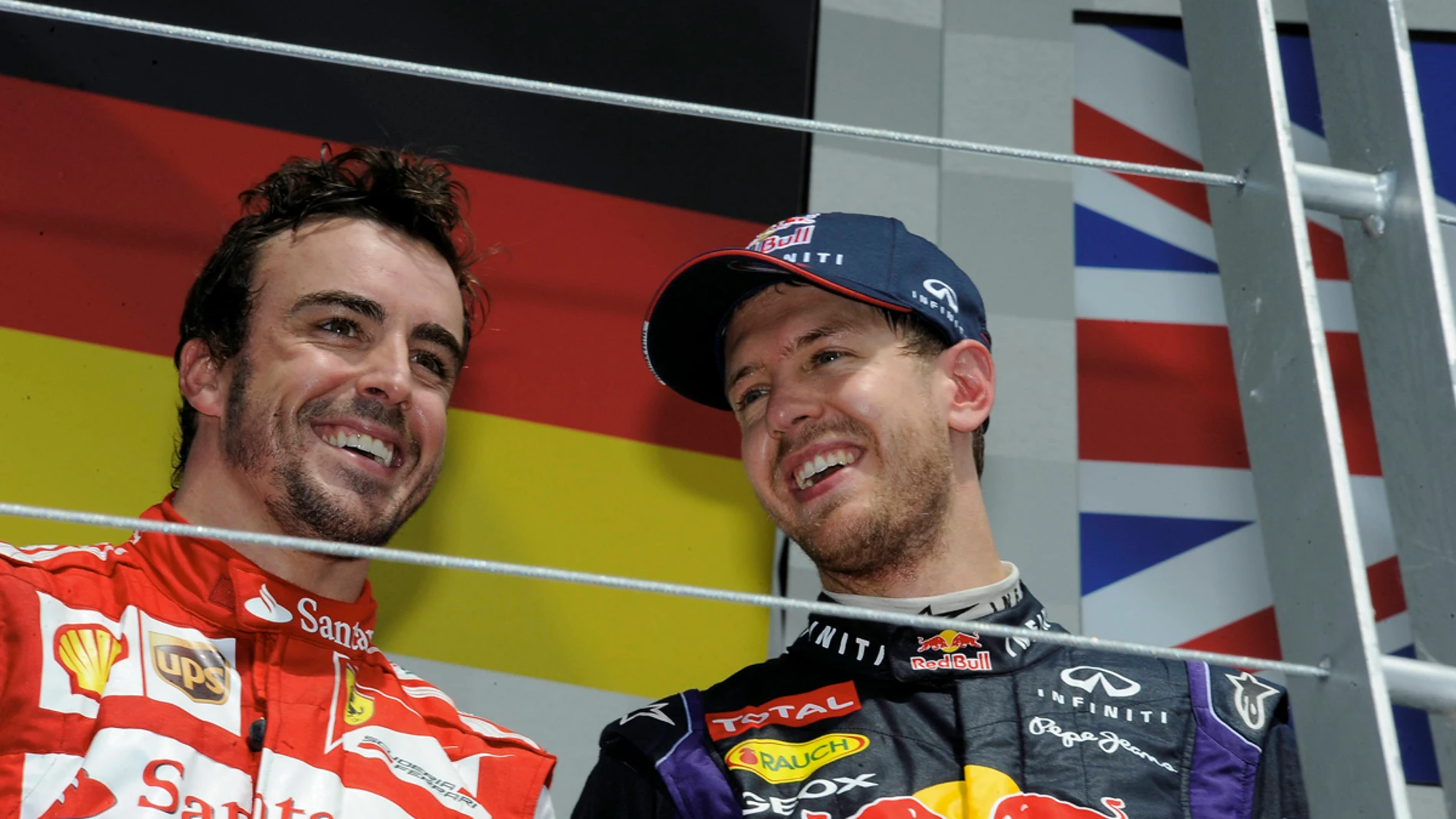 Alonso y Vettel, sonrientes
