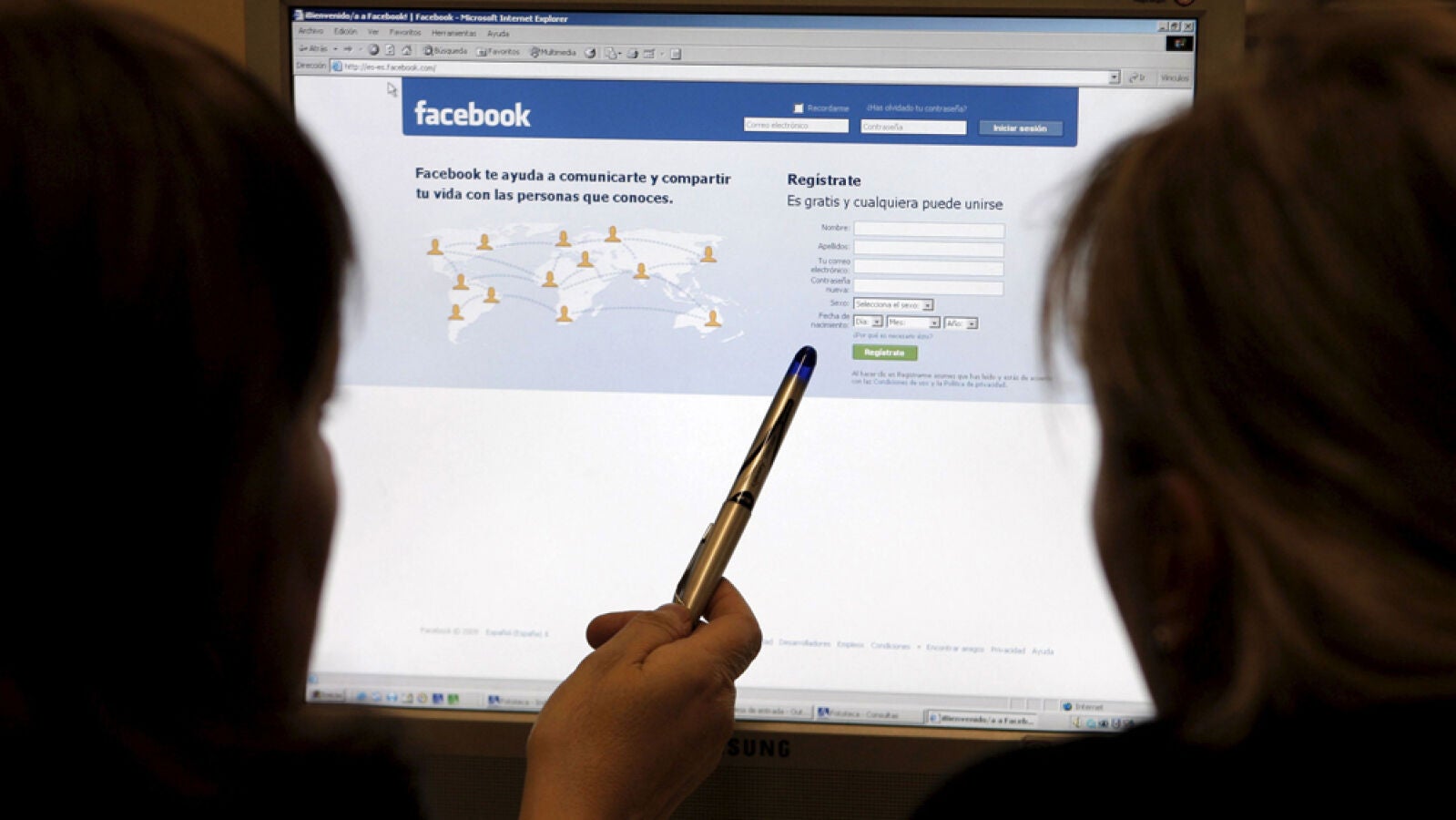 Tres de cada diez adultos se arrepienten de sus publicaciones en las redes sociales