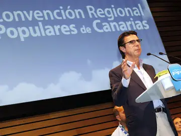 José Manuel Soria. José Manuel Soria.