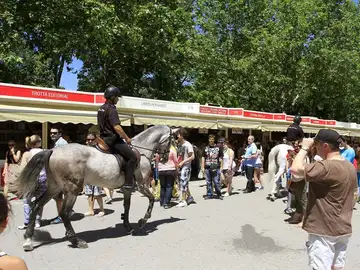 Casetas de la Feria del Libro Casetas de la Feria del Libro