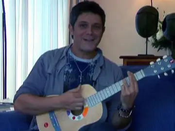 Alejandro Sanz en la campaña de 'Save the children' Alejandro Sanz en la campaña de 'Save the children'