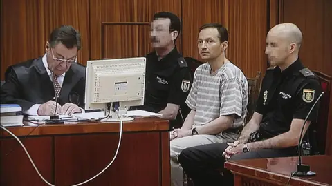 Bretón en la cuarta jornada del juicio Bretón en la cuarta jornada del juicio