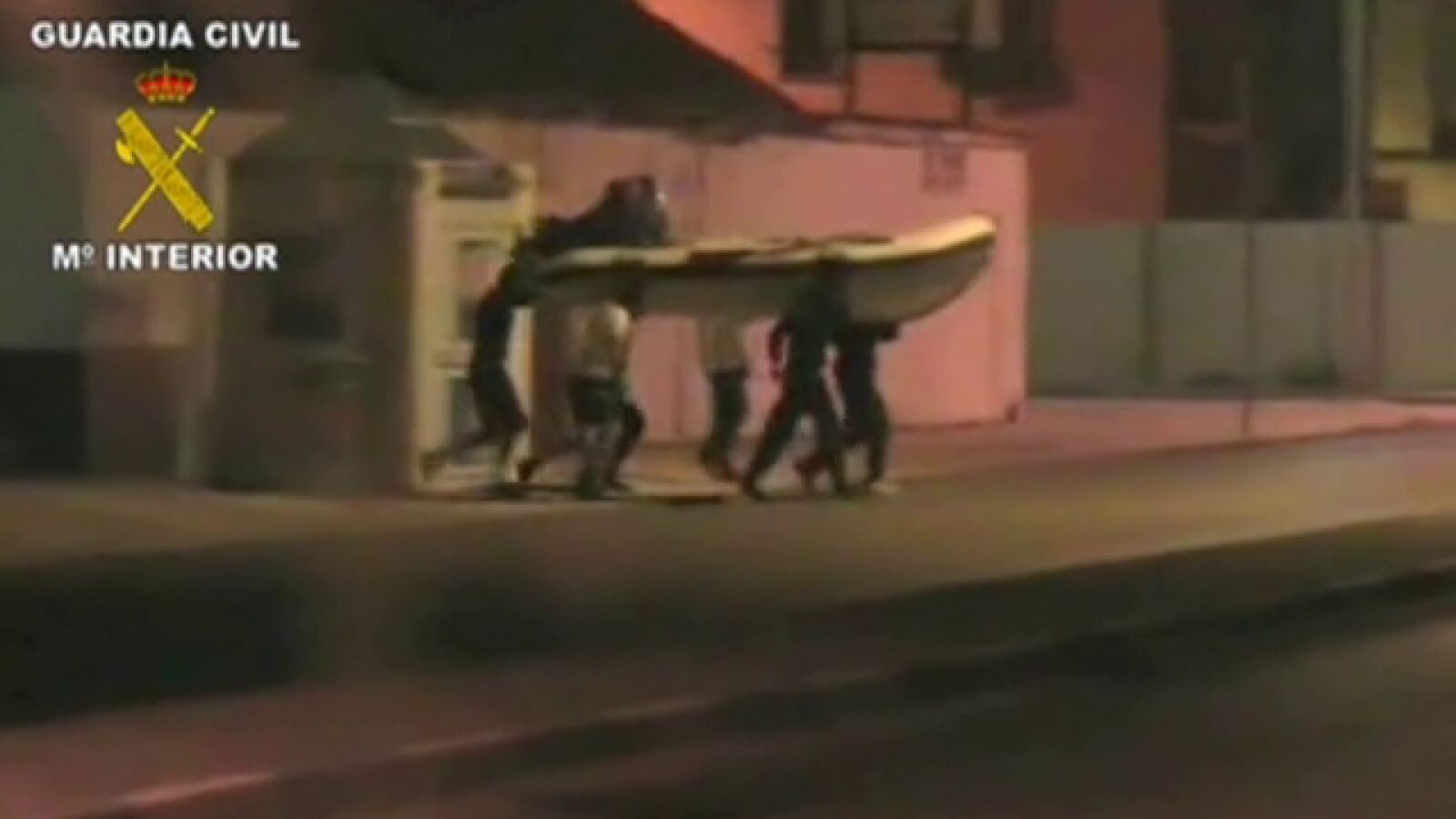 Detienen a quince integrantes de un clan de contrabando de tabaco en Cádiz