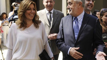 José Antonio Griñán acompañado de la consejera andaluza de la Presidencia e Igualdad, Susana Díaz.