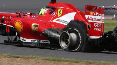 Pirelli y pilotos reaccionan tras las explosiones de neumáticos en Silverstone