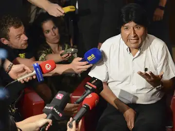 España da permiso a Evo Morales para cruzar su espacio aéreo España da permiso a Evo Morales para cruzar su espacio aéreo