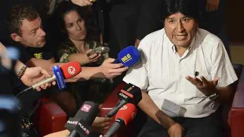 España da permiso a Evo Morales para cruzar su espacio aéreo España da permiso a Evo Morales para cruzar su espacio aéreo