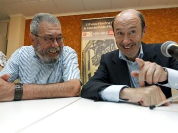 Alfredo Pérez Rubalcaba y el secretario general de UGT, Cándido Méndez