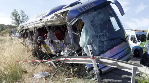 Autobús accidentado Autobús accidentado