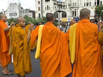 Monjes budistas Monjes budistas