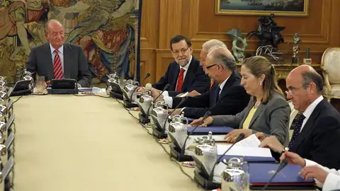 El Rey Juan Carlos preside la constitución del Consejo de Seguridad Nacional El Rey Juan Carlos preside la constitución del Consejo de Seguridad Nacional