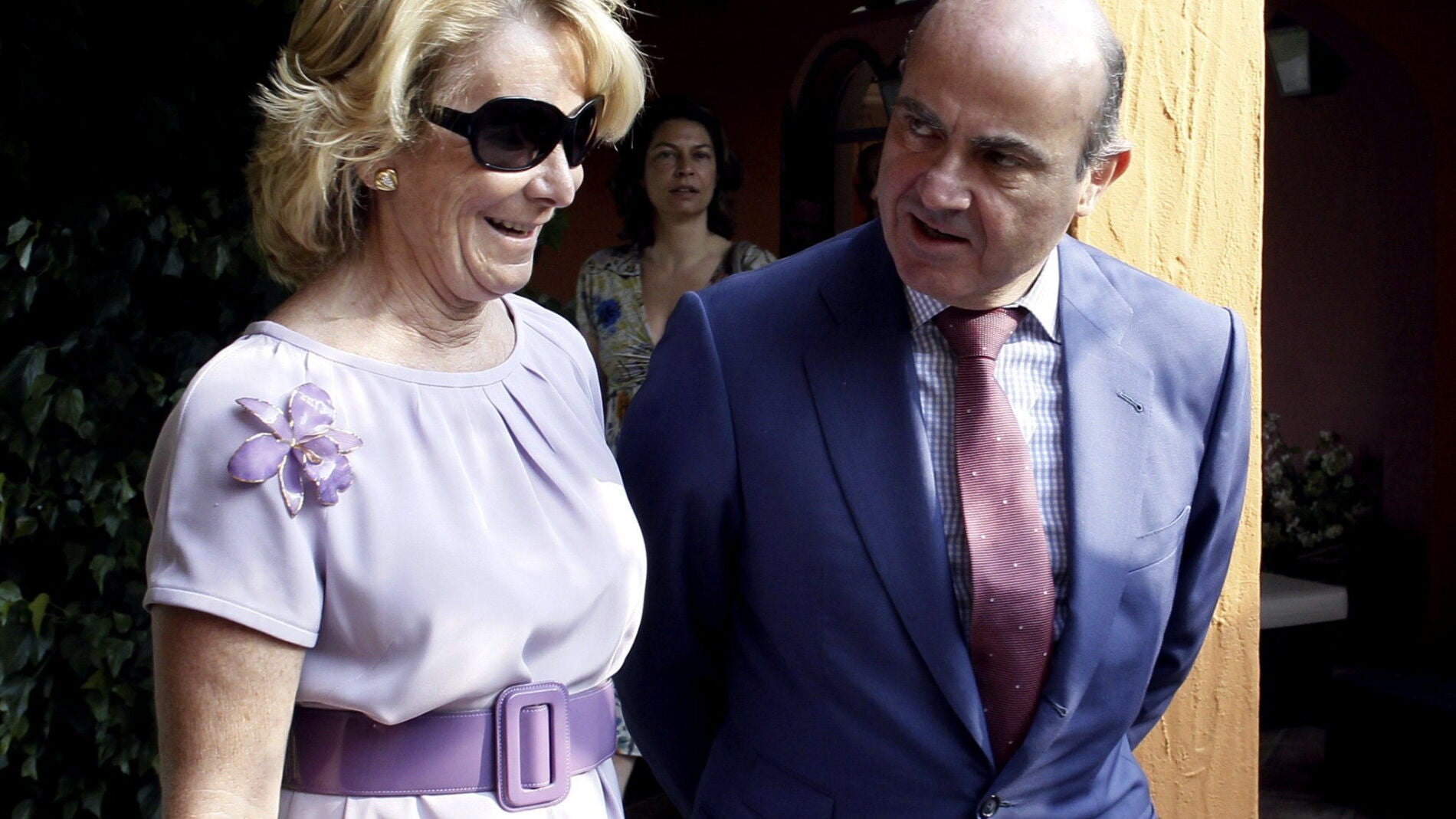 Luis de Guindos y Esperanza Aguirre en el Foro Madrid