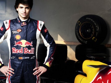 Carlos Sainz Jr en una imagen promocional de Red Bull.
