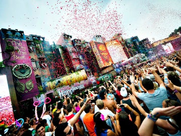 Tomorrowland 2012